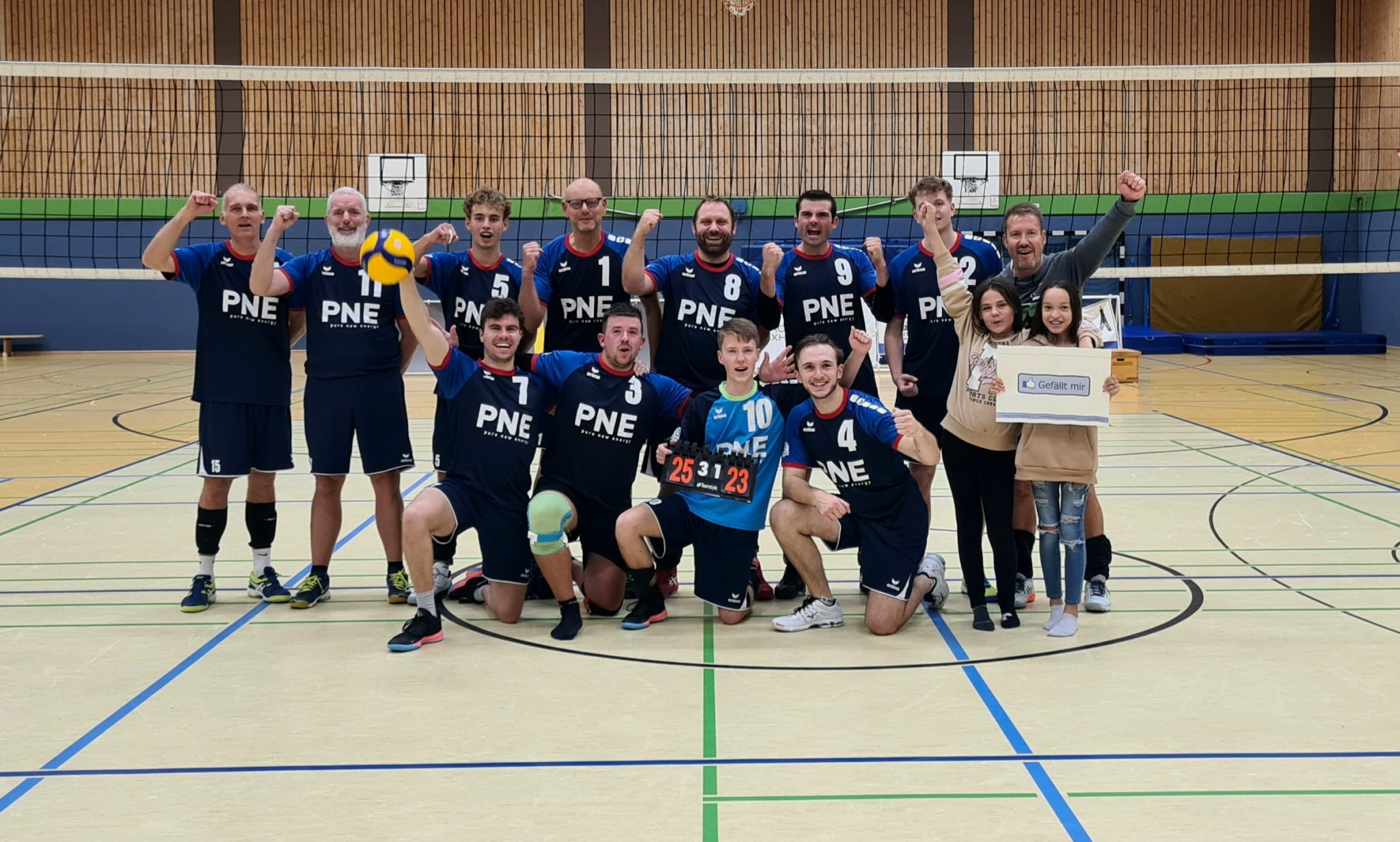 1. Herren mit Heimsieg Cuxverein