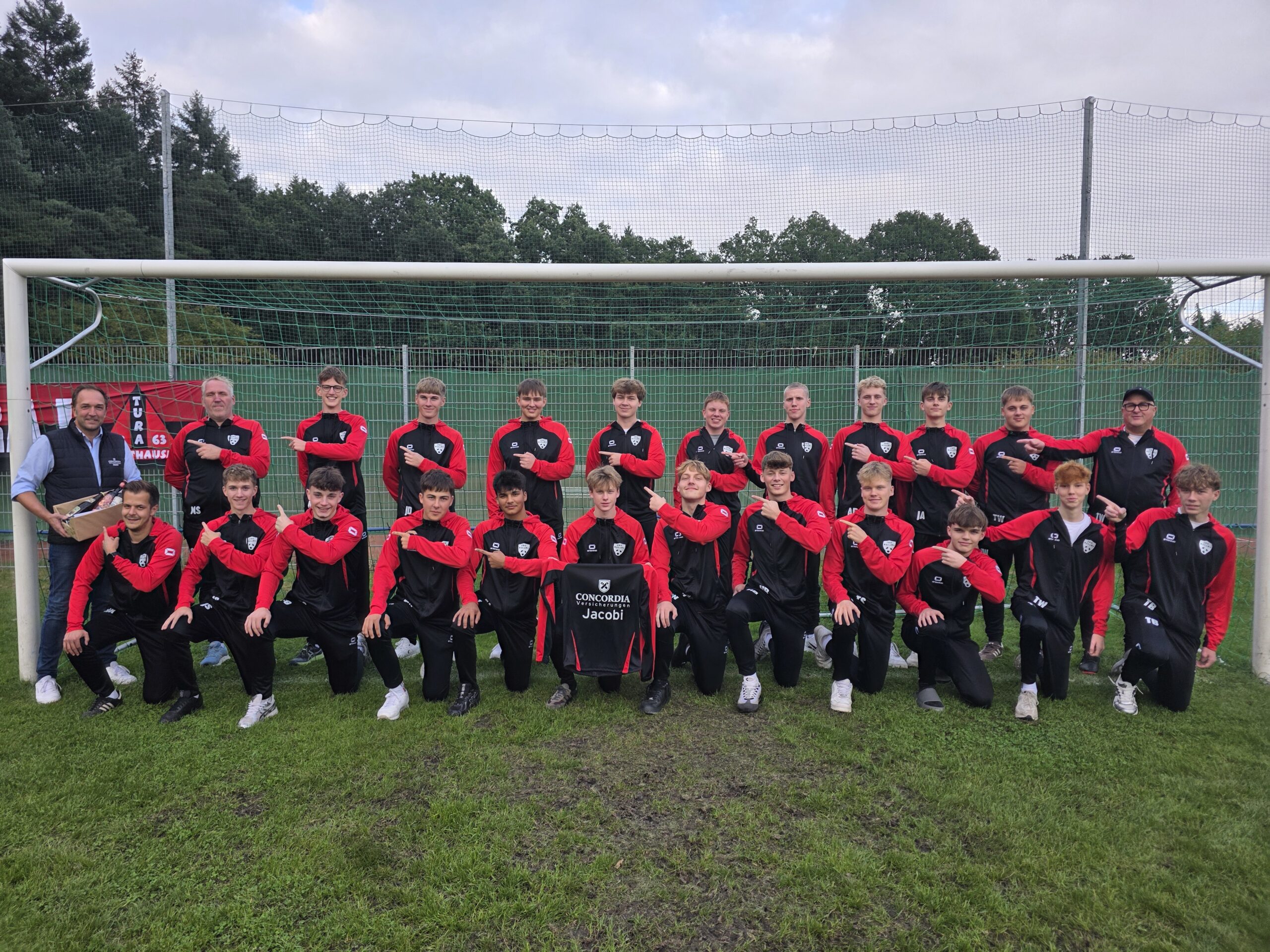 Treuer Sponsor unterstützt U18 auch im letzten gemeinsamen Jahr